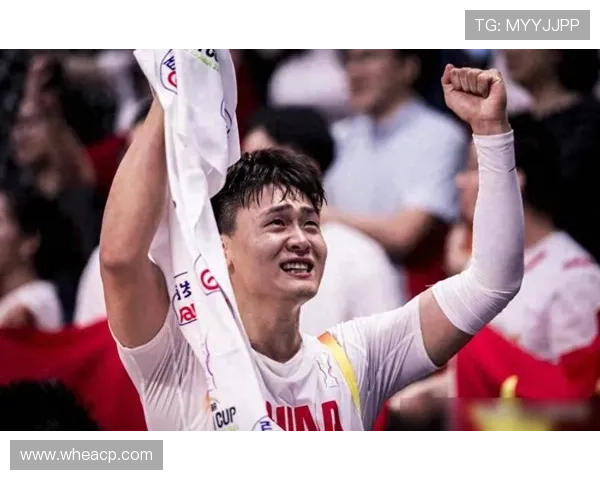 中国男篮力克菲律宾晋级亚洲杯四强 展现强大团队实力 中国男篮力克菲律宾晋级亚洲杯四强 展现强大团队实力