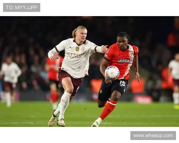 卢顿足球俱乐部崛起记:从英格兰小城到英超新贵的传奇之路 卢顿足球俱乐部崛起记:从英格兰小城到英超新贵的传奇之路