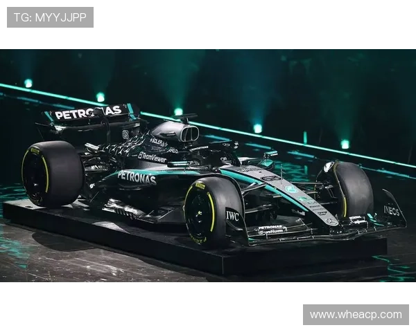 F1赛事最新动态:车队战术与车手表现解析及未来赛季展望 F1赛事最新动态:车队战术与车手表现解析及未来赛季展望