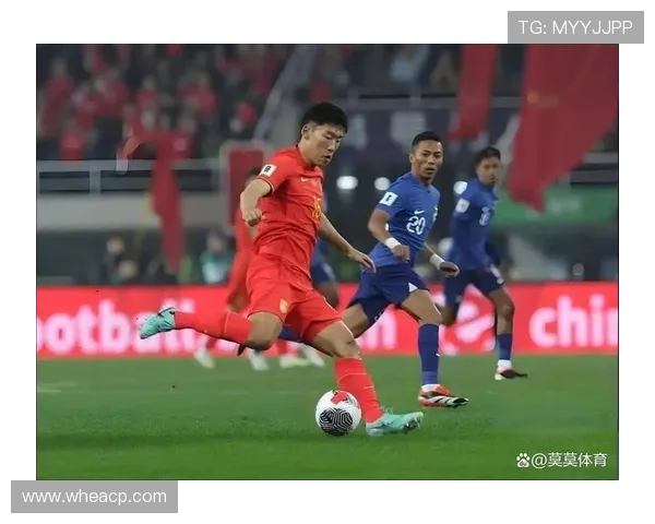 国足世预赛迎关键战新帅调整阵容力争主场取胜突破信心回暖球迷期待 国足世预赛迎关键战新帅调整阵容力争主场取胜突破信心回暖球迷期待